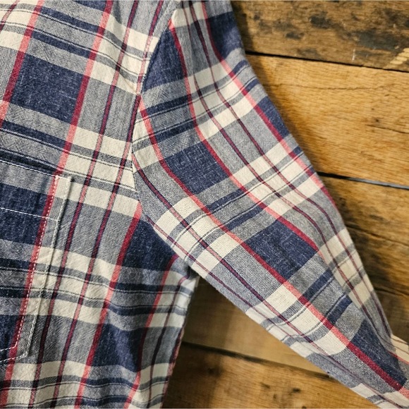 J. Crew women's plaid boy fit long sleeve half button shirt size medium - Picture 7 of 12